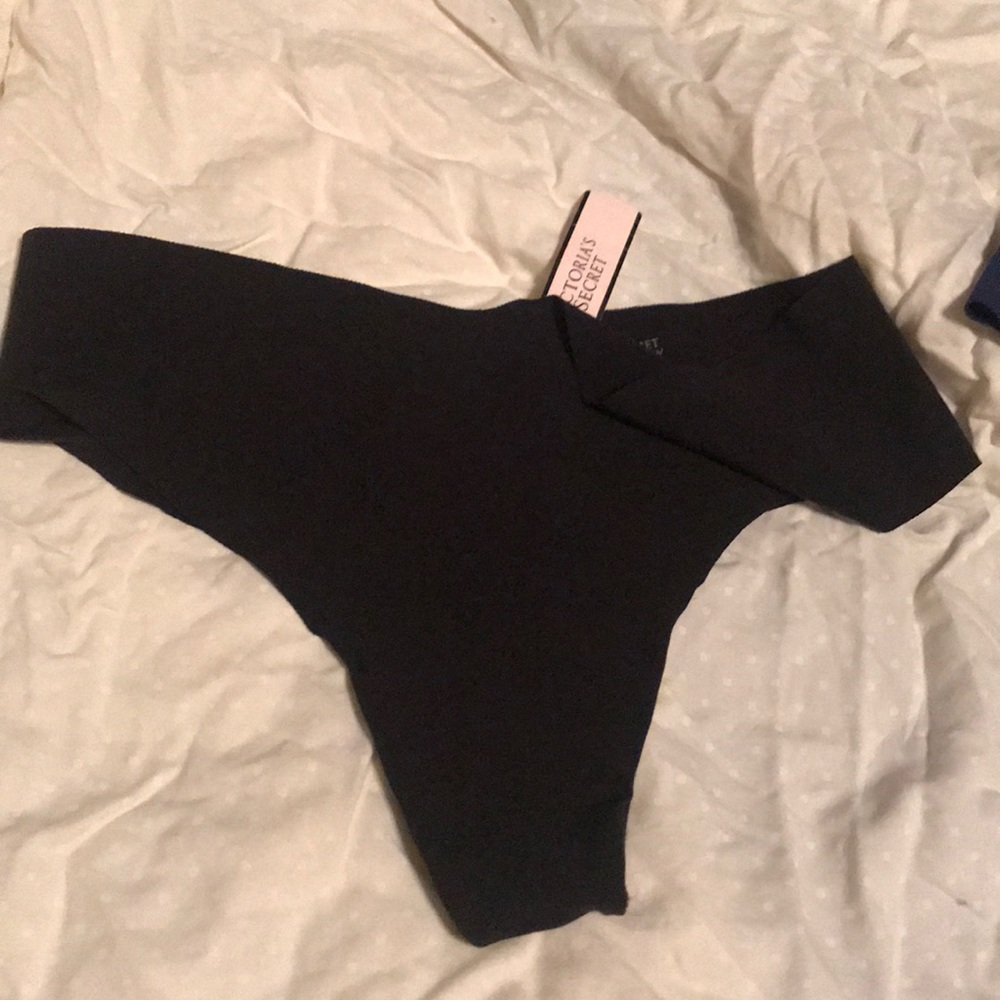 Panties - Picture 2 of 7